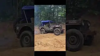 vintage jeep putting in work at Windrock #offroad #vroom #vibes #fun #military #jeep #flatfender