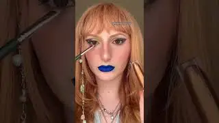 Dark Blue + Gold Glitter Makeup Look 🤩