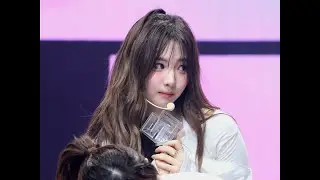 251012 트리플에스 정하연 - Too Hot | tripleS Alphie World Tour Alpha Percent Concert Fancam 콘서트 직캠 HAYEON 하연