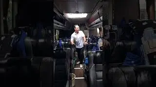 Proses pembongkaran unit AC HR 55 AL AZIZ