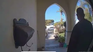 Home Burglarized in Broad Daylight | Lookout Caught on CCTV | Stay Alert