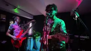Kumbia Surfin. ​⁠Los Fuckin Surfer Smokers. @losfsurfersmokersbanda