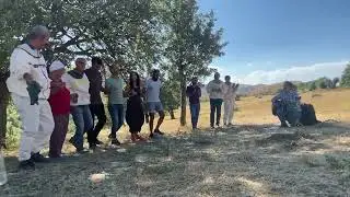Tunceli Dersim'in pülümür ilçesine baglı boğaza karaderbent (balpayam) köyünde bal hasadı yapıldı