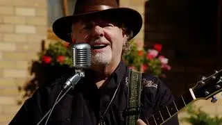 Mariusz Kalaga - Piękne życie spędzają kowboje