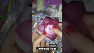 Pearlescent Pink lotusflower demolding epoxy resin #resin #epoxy #micapowder #pink #lotus #flower
