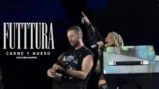 TINI cantando &ldquo;Carne y Hueso&rdquo; junto a Chris Martin esta noche #FUTTTURA 