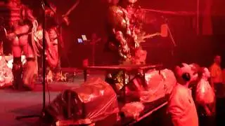 Gwar   The Private Pain of Sawborg Destructo + Crack in the Egg