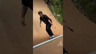 Backside Air&rsquo;s on a Vert Ramp #skateboarding #skate #keenramps #vert