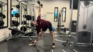 Stability Dynamic Triangle Pose