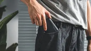 VC205- Card Holder Wallet for Mens with Double ID Windows, Holds Up to 12 Cards