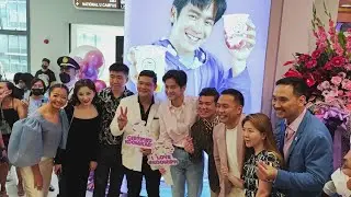 Joshua Garcia pinagkaguluhan sa KOOMI 100th Store Launch sa SM Mall of Asia