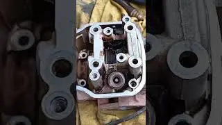 Installing a motorcycle valve spring lock