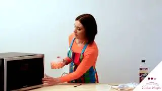 Video #5 How to melt candy melts   Wiltons brand