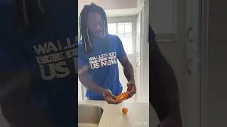How to Eat An Apricot