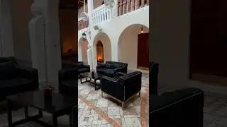 Lunch at the Versace Mansion #youtubeshorts #viralvideo #southbeach