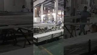 Foshan xiongjia window decoration factory. In the production aluminum alloy electric curtain track