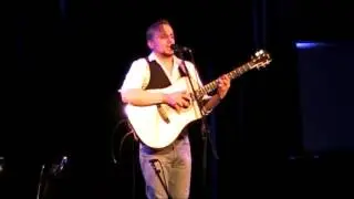 Herr Simon Klemp beim Singer-Songwriter Slam Finale, 02.03.2017; 