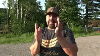 Les Appeaux du St Laurent (Mod&egrave;le Bernache en Noyer et non en &eacute;b&egrave;ne tel que d&eacute;crit sur la vid&eacute;o)