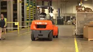 Warehouse Forklift Safety Tips