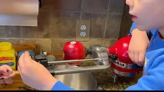 Kitchen Aid peeler and slicer #kitchenaid #kitchengadgets #apples