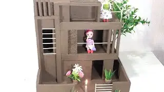 Minimal Living in a Beautiful Mini House ! Mini house art