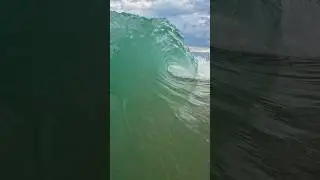 Florida Kiteboarding \\ Mini Barrels #kiteboarding #gopro #waves #kitesurfing #floridabeaches #ocean