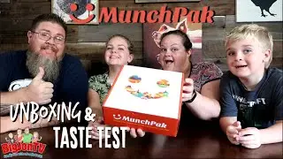 September MunchPak Unboxing || Foreign Food Friday