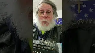 Вам не обязательно надевать костюм и галстук...