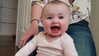 Scooting, rolling & squeaking, Cute Baby Aubreys adorable reactions to her loving family #7monthold