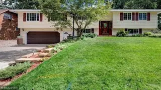 238 Aurora Lane, Circle Pines, MN Presented by Sandy Erickson.