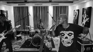 Twenty One Children - Warriors (Live at Studio 31)