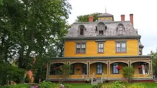 Beaconsfield historic house tour / Where to go in PEI / Can in Canada