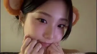 260112 Yeojin Loossemble Instagram Live