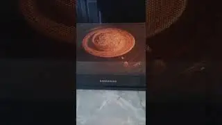 Frozen mini pizza in microwave
