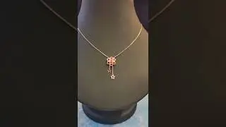 18 ct Necklace 😍 weight - 4.690 gram,  Rate  - 44500 /-