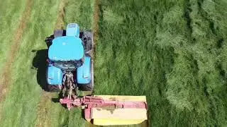 Fauchage d&rsquo;herbe | New Holland t7050 | P&ouml;ttinger