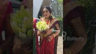 ലില്ലി പൂക്കളുമായി വരനെയും വധുവിനെയും സ്വീകരിക്കാൻ എത്തിയ സ്വീറ്റി മമ്മി 😍 Natasha Wedding.#wedding
