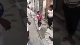 NIÑO CUBANO ES VIRAL EN REDES SOCIALES CANTANDO 
