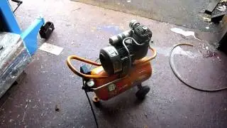 N&M HPC 300 Compressor.mov