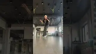 Dance calms the mind #hiphop #alphaqz #qpop