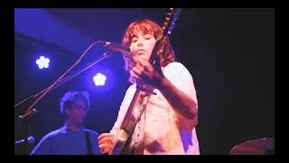 Mary Hennessy - 3AM - (Live)