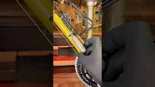 Винтажный насос для накачки шин велосипеда