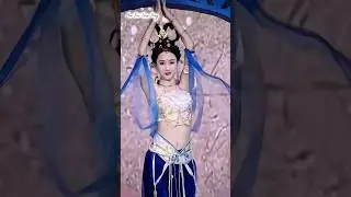 The Ancient Fairy with Mesmerizing Dance Moves #beauty #ChineseDance #fun  #SuiErDanceChallenge