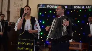 Taraful Ion a lu' Barbu - Luna esti voioasa