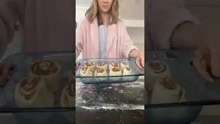 I just wanted to show you my homemade sourdough cinnamon rolls before they go in the oven ☺️