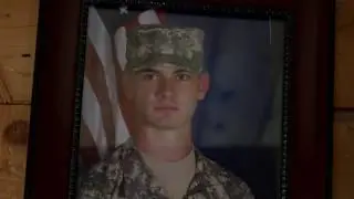 Texas soldier salutes fallen veteran