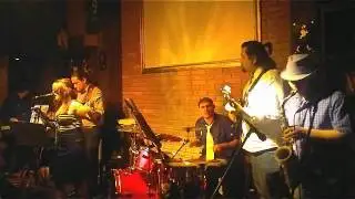 TRIBUTO A AMY WINEHOUSE - Back to black
