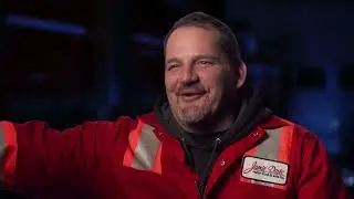 Mighty Mo Faces 80000 Pound Monster in Blizzard | Highway Thru Hell