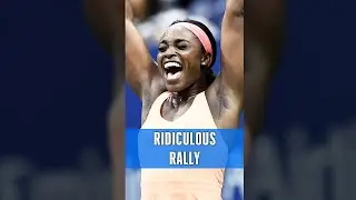 How did Sloane Stephens WIN this point? 😱