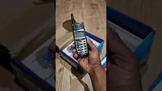 Ericsson A1018s Coca Cola Edition | Throwback Tech #oldgadgets